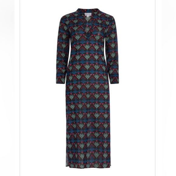 XS Livro Classic Kurta (Maxi Length) in Black Bouquet - Picture 1 of 3